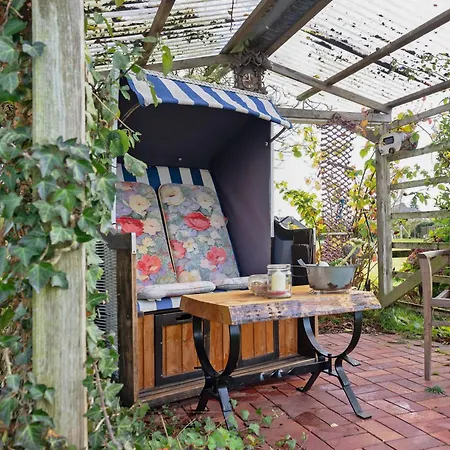 Haus Suennschien * نوردستراند