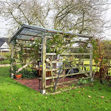 Haus Suennschien شقة